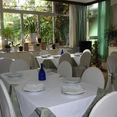 Hotel Livorno 3*
